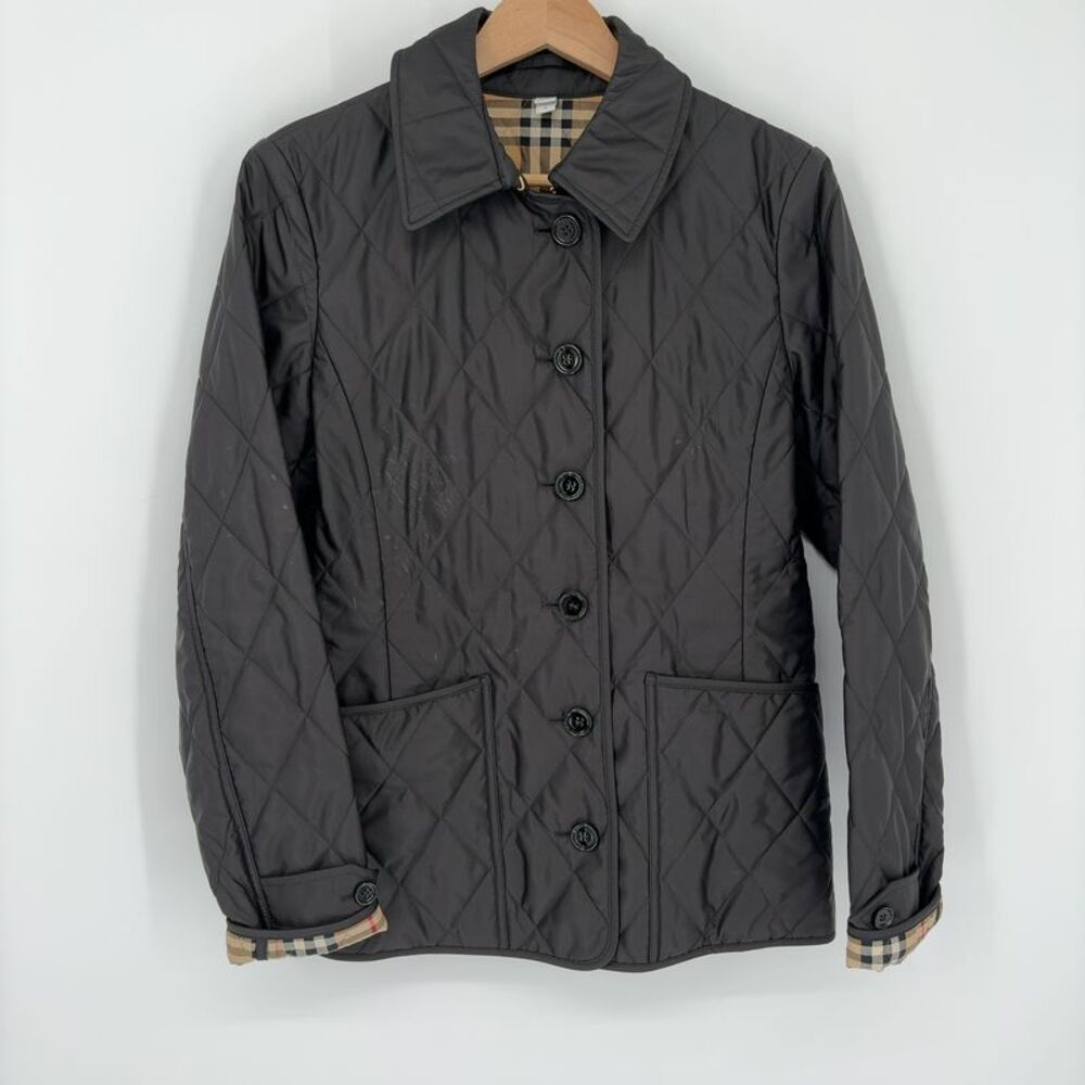 Burberry Fernleigh Quilted Jacket in Gray